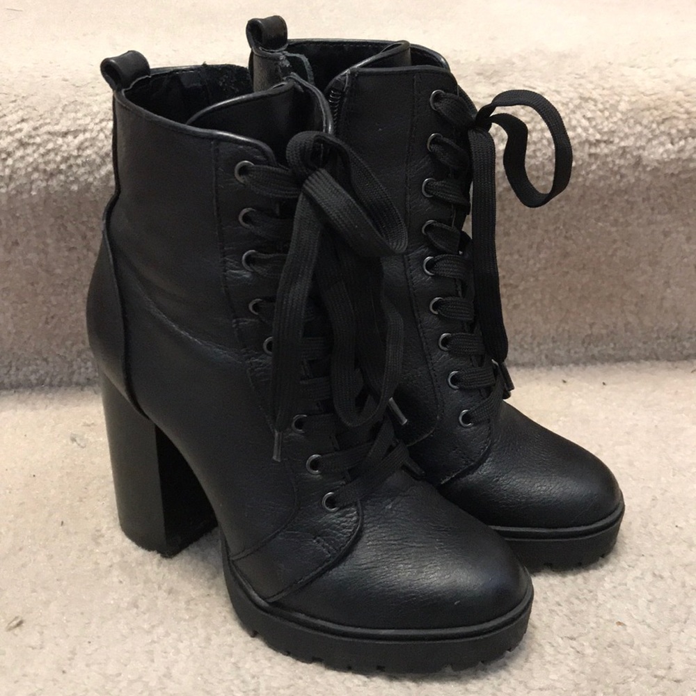 Steve Madden Laurie Ankle Booties